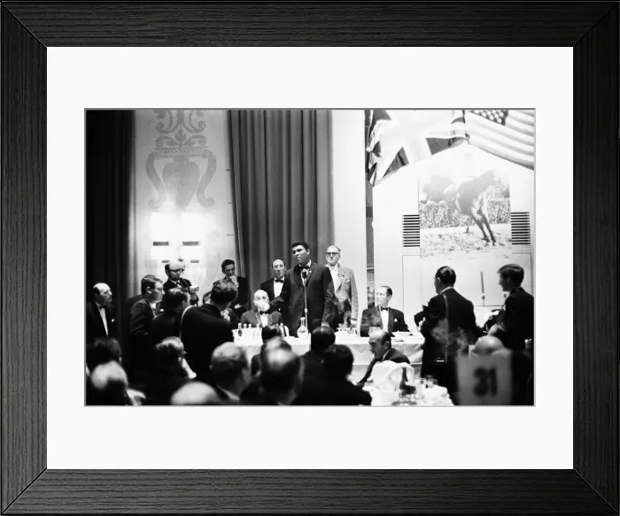 Framed Print : Cassius Clay (Muhammad Ali) attends a sports writers reception Framed Print : Cassius Clay (Muhammad Ali) attends a sports writers reception