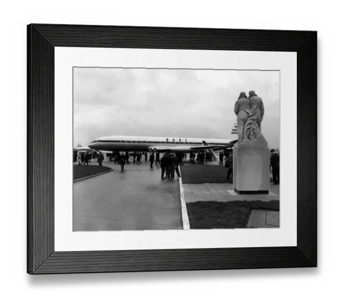 Framed Print : The De Havilland Comet 3 airliner of the B. O. A. C. airline Framed Print : The De Havilland Comet 3 airliner of the B. O. A. C. airline