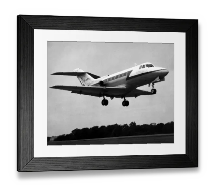 Framed Print : The De Havilland. 125 Jet Dragon twin-engined mid-size business twin jet Framed Print : The De Havilland. 125 Jet Dragon twin-engined mid-size business twin jet