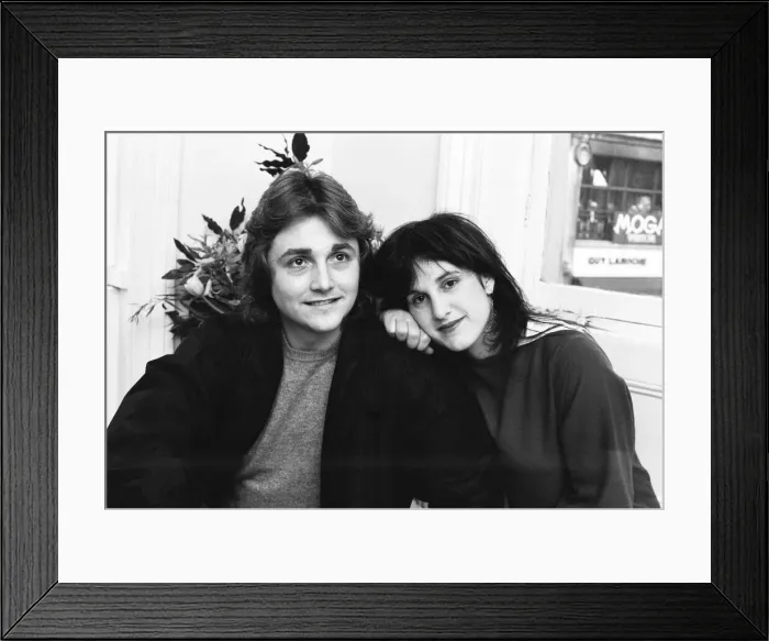 Framed Print : David & Elizabeth Emanuel, fashion designers, phootographed at their studio in Brooke Framed Print : David & Elizabeth Emanuel, fashion designers, phootographed at their studio in Brooke