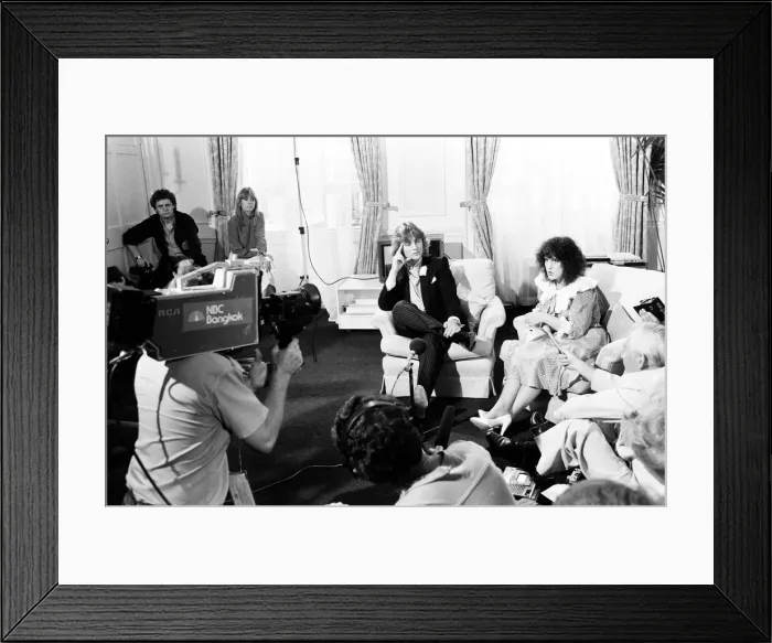 Framed Print : Wedding day of Prince Charles & Lady Diana Spencer, 29th July 1981 Framed Print : Wedding day of Prince Charles & Lady Diana Spencer, 29th July 1981