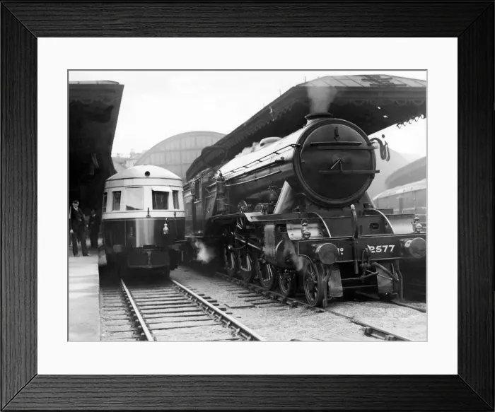 Framed Print : A 60 seater Diesel electric Armstrong Whitworth railbus