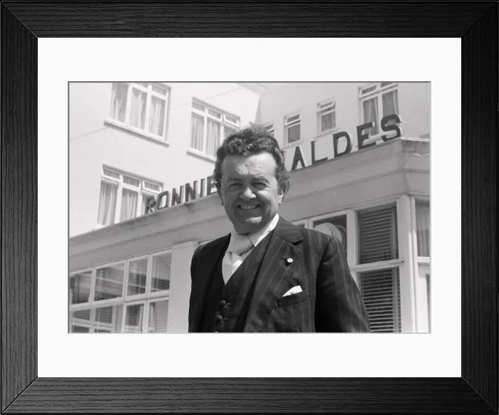 Framed Print : British musician Ronnie Ronalde pictured outside his hotel in St Martin, Guernsey Framed Print : British musician Ronnie Ronalde pictured outside his hotel in St Martin, Guernsey
