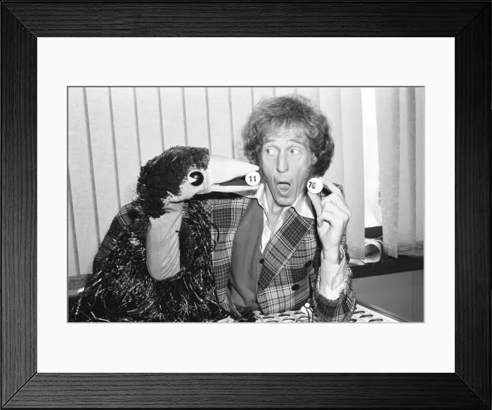 Framed Print : Rod Hull and his feathered friend Emu seen here picking numbers for the Daily Mirror