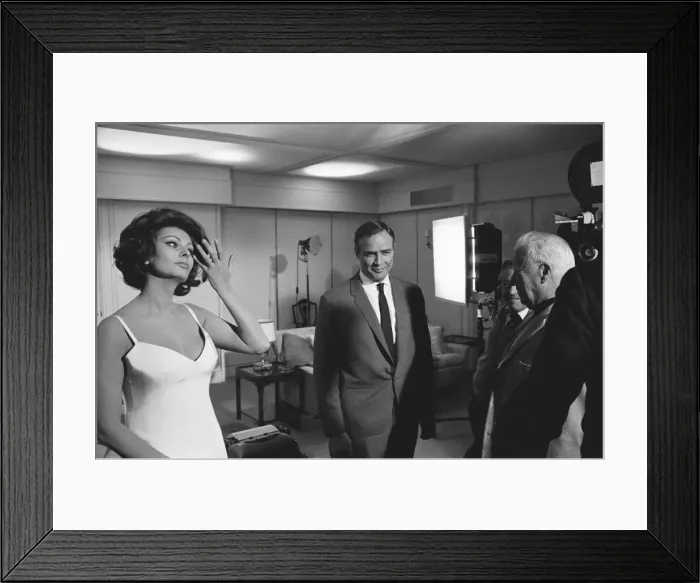 Framed Print : Sophia Loren Marlon Brando (centre) and Charlie Chaplin (left Framed Print : Sophia Loren Marlon Brando (centre) and Charlie Chaplin (left