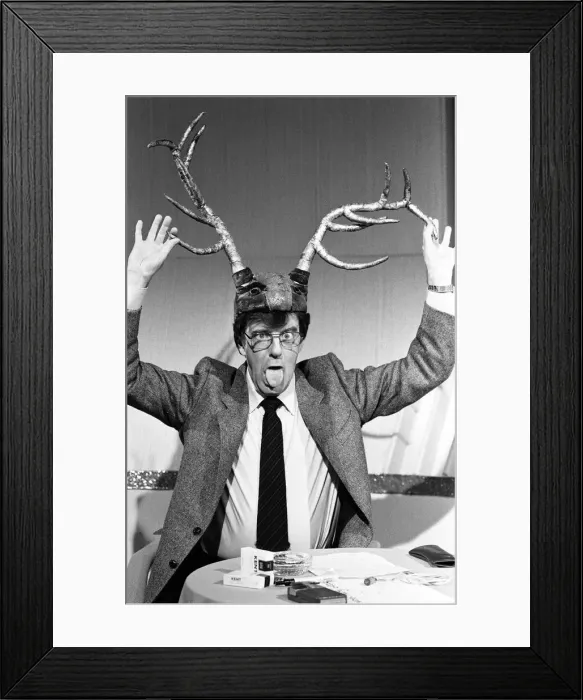 Framed Print : Russell Harty on his early evening show called Harty, 2nd November 1983 Framed Print : Russell Harty on his early evening show called Harty, 2nd November 1983