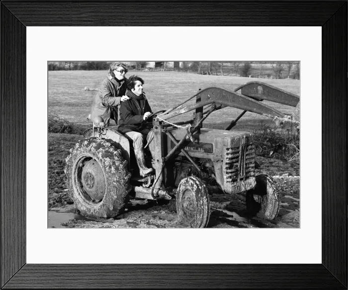 Framed Print : Russell Harty & close friend Madge Hindle, pictured at their farm house near the market Framed Print : Russell Harty & close friend Madge Hindle, pictured at their farm house near the market