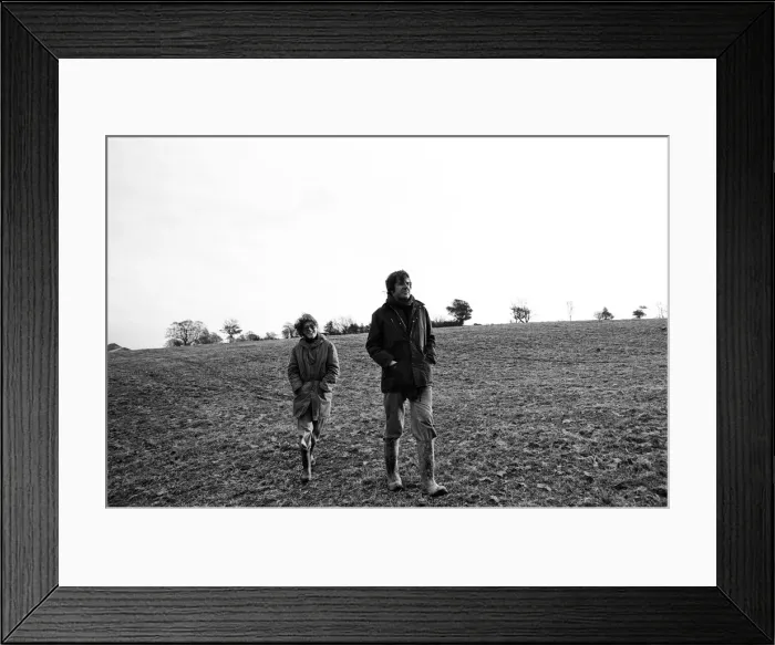 Framed Print : Russell Harty & close friend Madge Hindle, pictured at their farm house near the market Framed Print : Russell Harty & close friend Madge Hindle, pictured at their farm house near the market