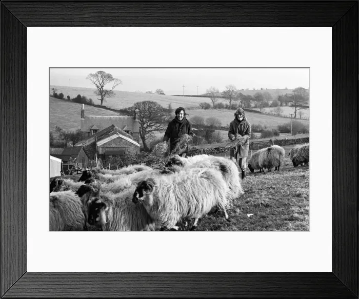 Framed Print : Russell Harty & close friend Madge Hindle, pictured at their farm house near the market Framed Print : Russell Harty & close friend Madge Hindle, pictured at their farm house near the market