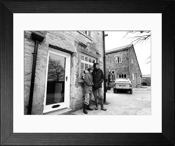 Framed Print : Russell Harty & close friend Madge Hindle, pictured at their farm house near the market Framed Print : Russell Harty & close friend Madge Hindle, pictured at their farm house near the market