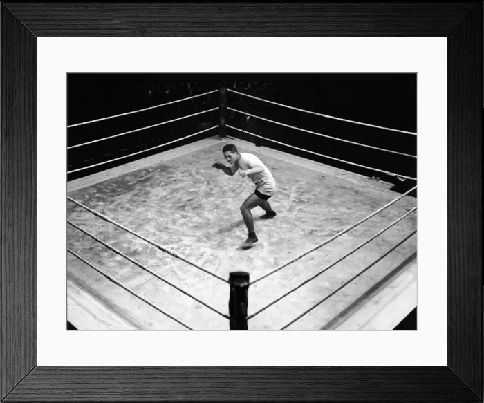 Framed Print : Few pictures can come as close to this in epitomising Georges Carpentier as a boxer Framed Print : Few pictures can come as close to this in epitomising Georges Carpentier as a boxer