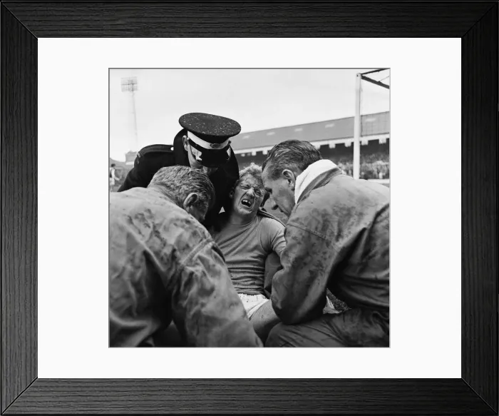 Framed Print : English League Division One match at Ewood Park. Blackburn Rovers 1 v Everton 2 Framed Print : English League Division One match at Ewood Park. Blackburn Rovers 1 v Everton 2