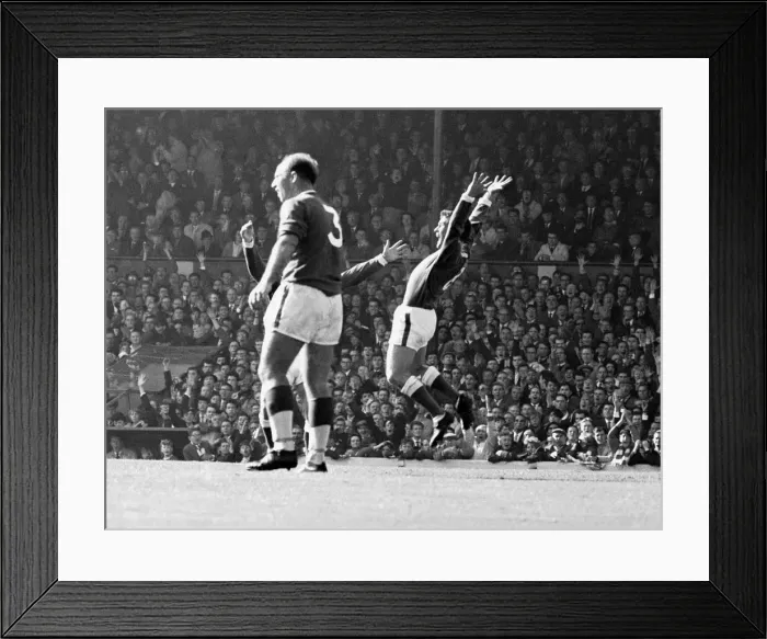 Framed Print : English League Division One match at Anfield. Liverpool 0 v Everton 4 Framed Print : English League Division One match at Anfield. Liverpool 0 v Everton 4
