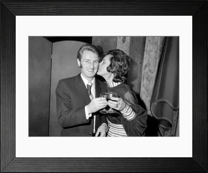 Framed Print : Stoke celebrated their cup win at the Russell Hotel, London, tonight Framed Print : Stoke celebrated their cup win at the Russell Hotel, London, tonight