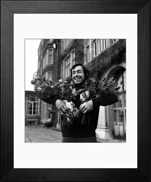Framed Print : The Stoke City Footballers did light training in the grounds of their hotel at Selsdon Framed Print : The Stoke City Footballers did light training in the grounds of their hotel at Selsdon