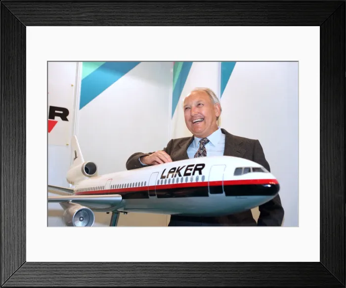 Framed Print : Former airline chief Freddie Laker launches a £399 budget holiday for 14 days in Framed Print : Former airline chief Freddie Laker launches a £399 budget holiday for 14 days in