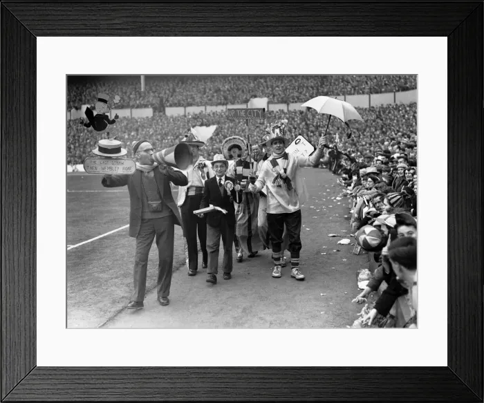 Framed Print : FA Cup semi final. Norwich 1 v. Luton 1 14th March 1959 Framed Print : FA Cup semi final. Norwich 1 v. Luton 1 14th March 1959