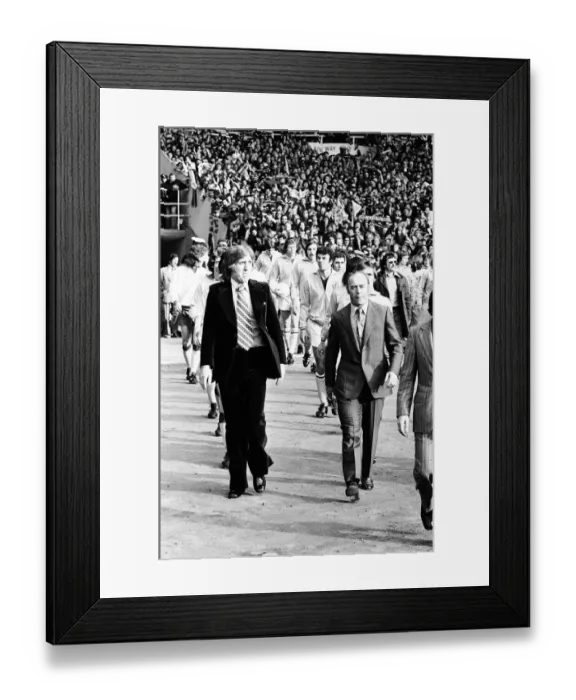 Framed Print : 1 / 3 / 1975 01 / 3 / 1975 Aston Villa 1-0 Norwich City 1975 League Cup Final Framed Print : 1 / 3 / 1975 01 / 3 / 1975 Aston Villa 1-0 Norwich City 1975 League Cup Final
