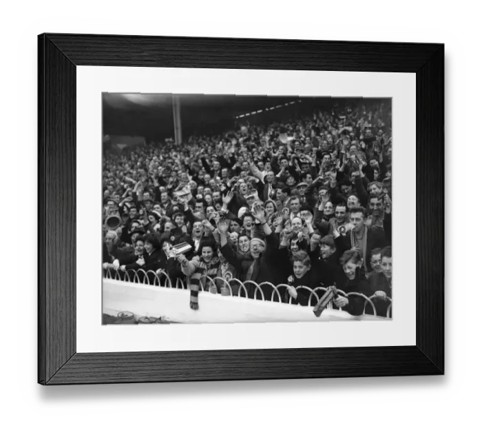 Framed Print : FA Cup semi final. Norwich 1 v. Luton 1 14th March 1959
