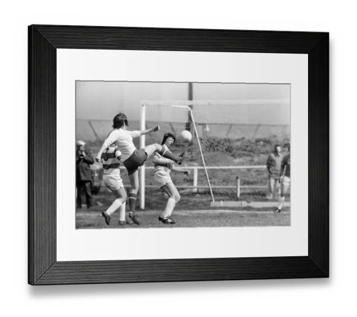 Framed Print : Southampton 2-1 Queens Park Rangers. A. E. T. Ladies FA Cup Final at Bedford Town