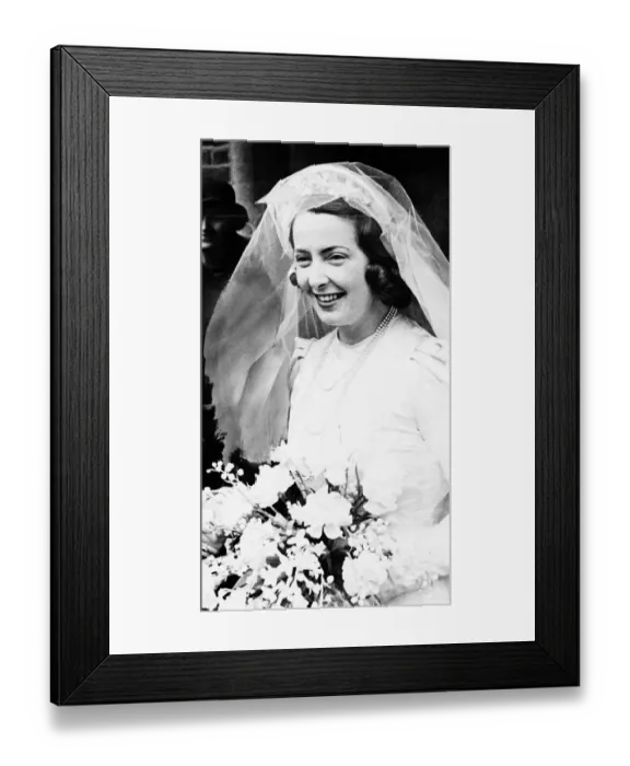Framed Print : WALTER Scott Elliot his first wife Maria von Groeller (annulled 1948 Framed Print : WALTER Scott Elliot his first wife Maria von Groeller (annulled 1948