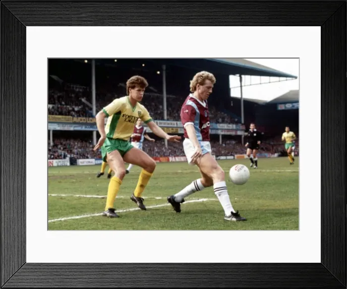 Framed Print : West Ham v. Norwich City. Ian Butterworth of Norwich and Frank McAvennie Framed Print : West Ham v. Norwich City. Ian Butterworth of Norwich and Frank McAvennie