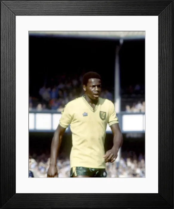 Framed Print : Middlesbrough v. Norwich. Justin Fashanu. September 1980 Framed Print : Middlesbrough v. Norwich. Justin Fashanu. September 1980