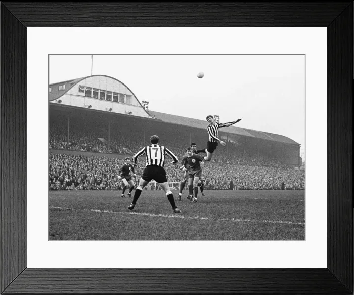 Framed Print : English League Division One match at St James Park. Newcastle United 0 v Liverpool Framed Print : English League Division One match at St James Park. Newcastle United 0 v Liverpool