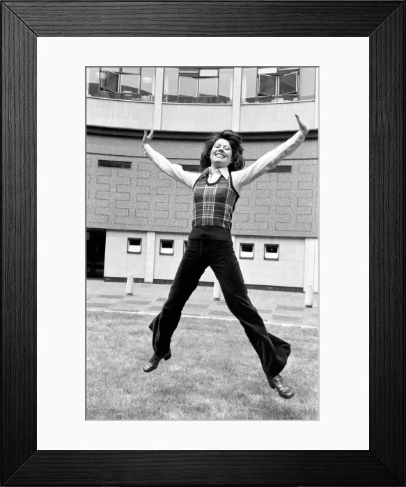 Framed Print : Elisabeth Sladen in the courtyard of BBC Television Centre after it was announced that Framed Print : Elisabeth Sladen in the courtyard of BBC Television Centre after it was announced that