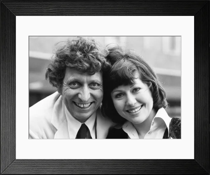 Framed Print : Photocall to introduce the new Doctor Who, actor Tom Baker - the 4th Doctor - pictured Framed Print : Photocall to introduce the new Doctor Who, actor Tom Baker - the 4th Doctor - pictured