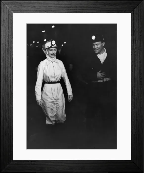 Framed Print : The Queen visits Rothes Colliery in Fifeshire, Scotland. 1st July 1958 Framed Print : The Queen visits Rothes Colliery in Fifeshire, Scotland. 1st July 1958