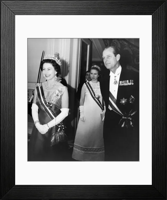 Framed Print : The Queen and The Duke of Edinburgh and Princess Anne at the British Embassy in Vienna