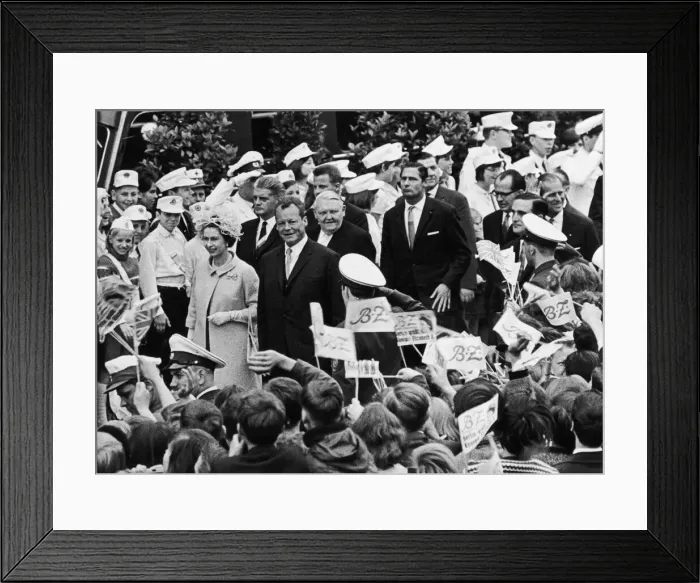Framed Print : The Queen and The Duke of Edinburgh in West Berlin. Seen here with Herr Willy Brandt Framed Print : The Queen and The Duke of Edinburgh in West Berlin. Seen here with Herr Willy Brandt