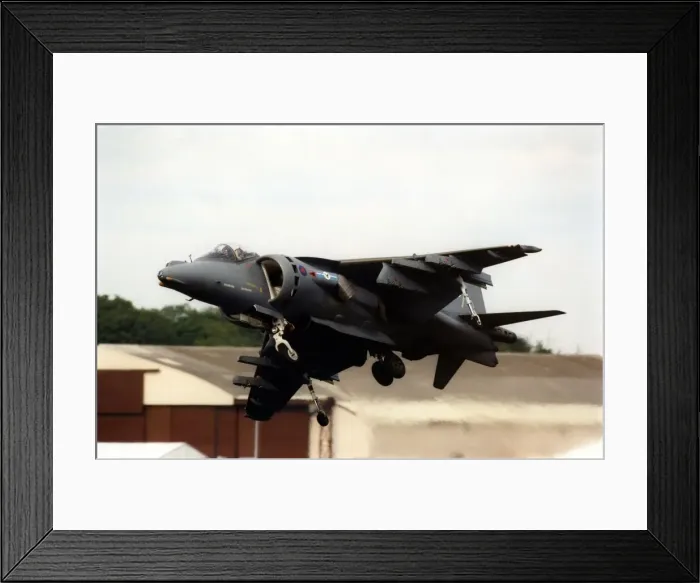 Framed Print : A RAF British Aerospace / McDonnell Douglas Harrier II GR7 Harrier Jump Jet Framed Print : A RAF British Aerospace / McDonnell Douglas Harrier II GR7 Harrier Jump Jet