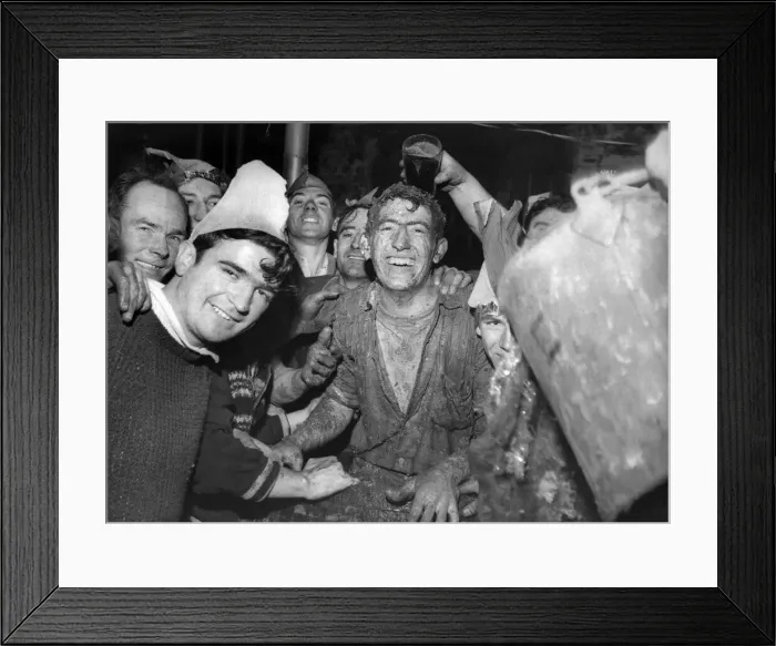 Framed Print : He wanted to Be alone but apprentice Willie Morgan, of 52, Porterfield RD