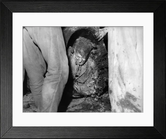Framed Print : He wanted to Be alone but apprentice Willie Morgan, of 52, Porterfield RD Framed Print : He wanted to Be alone but apprentice Willie Morgan, of 52, Porterfield RD