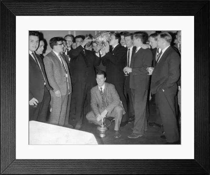 Framed Print : Champagne - thats the victory drink for Wakefield Trinity at a London Hotel Framed Print : Champagne - thats the victory drink for Wakefield Trinity at a London Hotel