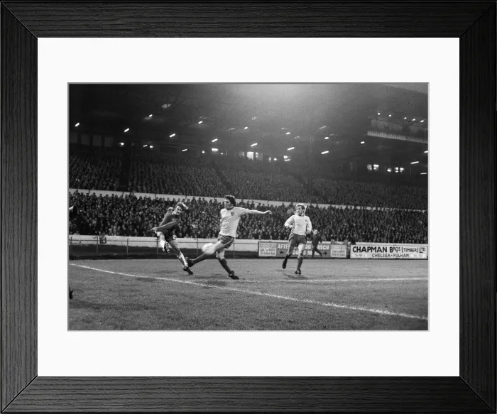 Framed Print : League Cup semi final. Chelsea v. Norwich City FC. 13th December 1972 Framed Print : League Cup semi final. Chelsea v. Norwich City FC. 13th December 1972