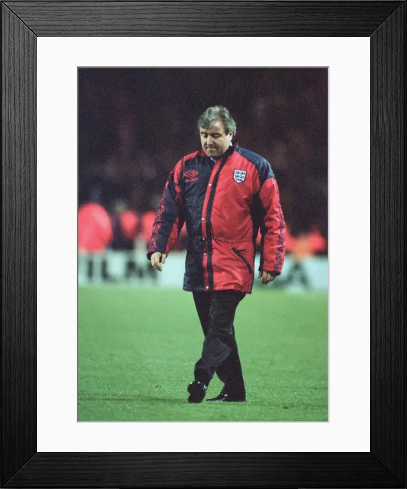 Framed Print : England manager Terry Venables walks off the pict at Wembley following his side Framed Print : England manager Terry Venables walks off the pict at Wembley following his side