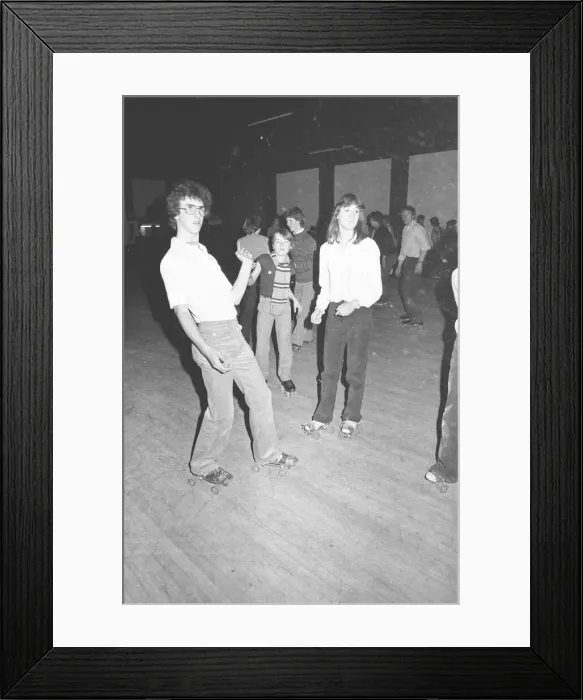 Framed Print : California ballroom roller disco 1978 Framed Print : California ballroom roller disco 1978