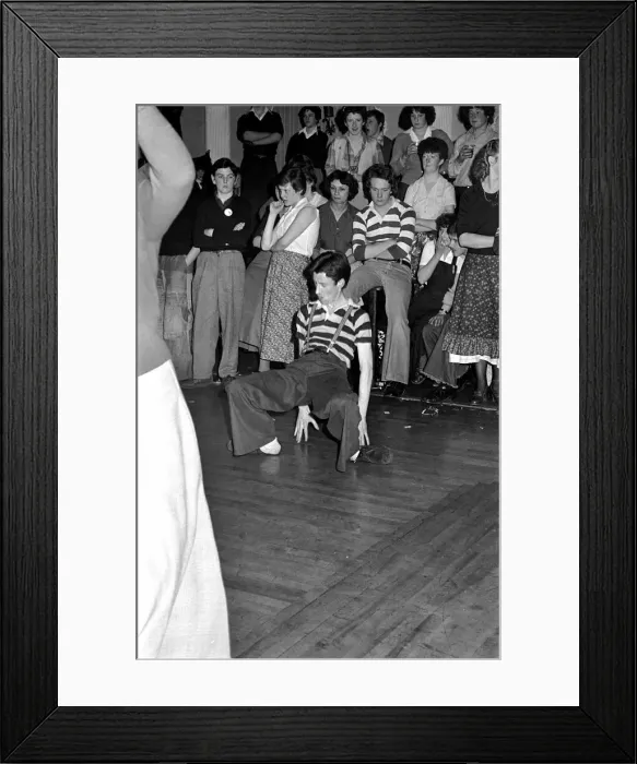 Framed Print : Disco Dancing at the Winter Gardens, Cleethorpes, Lincs. April 1978 78-1835-004 Framed Print : Disco Dancing at the Winter Gardens, Cleethorpes, Lincs. April 1978 78-1835-004