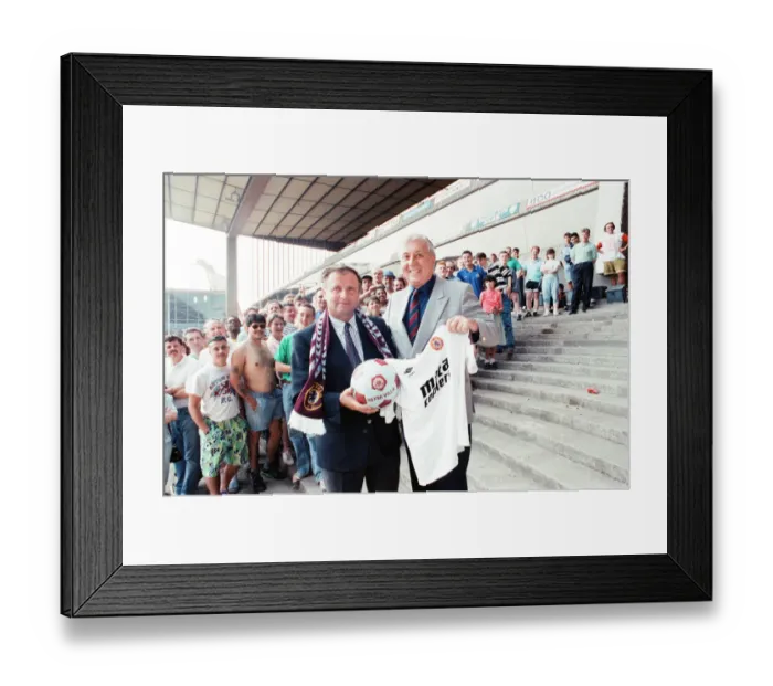 Framed Print : Doug Ellis, Chairman Aston Villa Football Club, with new manager Josef Venglos at news Framed Print : Doug Ellis, Chairman Aston Villa Football Club, with new manager Josef Venglos at news