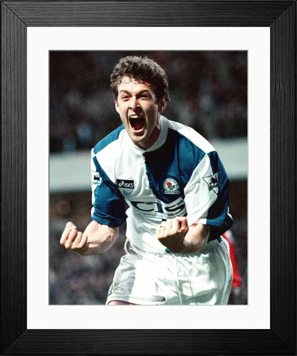 Framed Print : Blackburn v Liverpool, league match at Ewood Park, Sunday 3rd November 1996 Framed Print : Blackburn v Liverpool, league match at Ewood Park, Sunday 3rd November 1996
