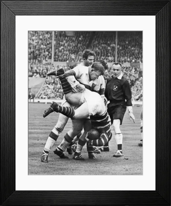 Framed Print : Wakefield Trinity v Huddersfield Rugby League Cup Final Framed Print : Wakefield Trinity v Huddersfield Rugby League Cup Final