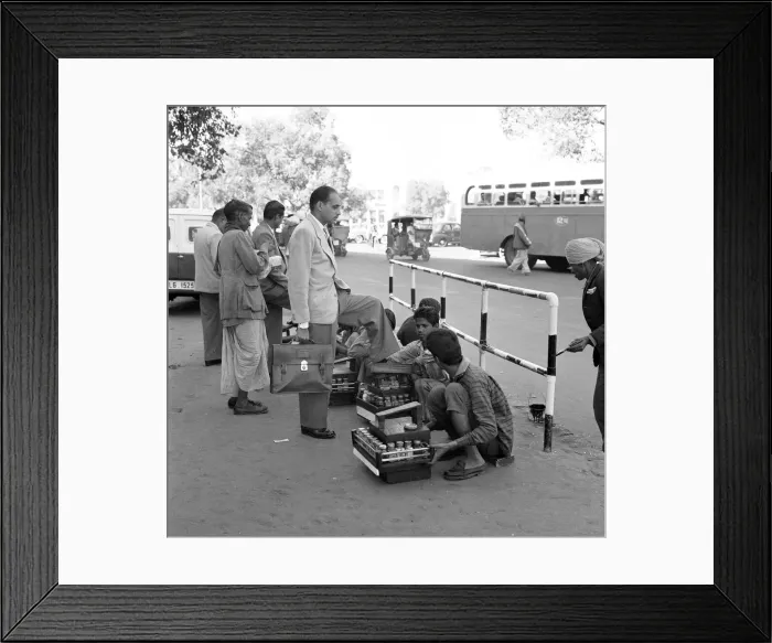 Framed Print : Street scenes, New Delhi, India, January 1961 Framed Print : Street scenes, New Delhi, India, January 1961