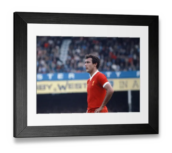 Framed Print : Liverpool footballer Ray Kennedy in action against Leicester City at Filbert Street Framed Print : Liverpool footballer Ray Kennedy in action against Leicester City at Filbert Street