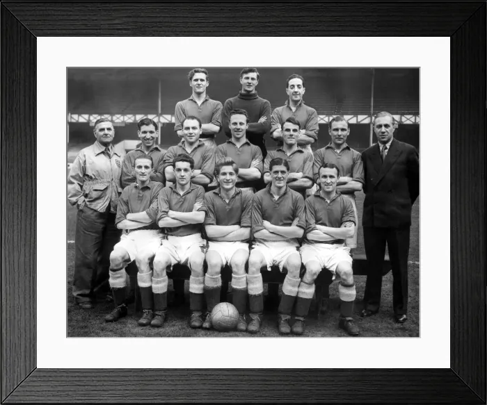 Framed Print : Everton players pose for a group photograph, March 1953 Framed Print : Everton players pose for a group photograph, March 1953