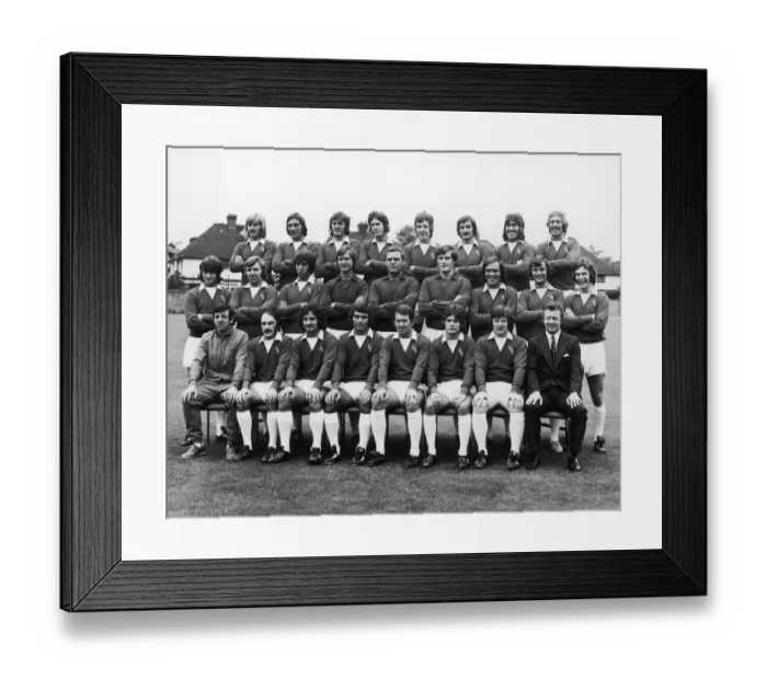 Framed Print : Everton squad pose for a group photograph, July 1973. Back row left to right Framed Print : Everton squad pose for a group photograph, July 1973. Back row left to right