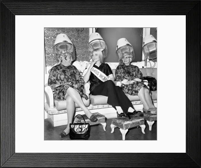 Framed Print : Newly crowned Miss World Eva Rueber Staier, in the salon at the Picaddilly Hotel Framed Print : Newly crowned Miss World Eva Rueber Staier, in the salon at the Picaddilly Hotel