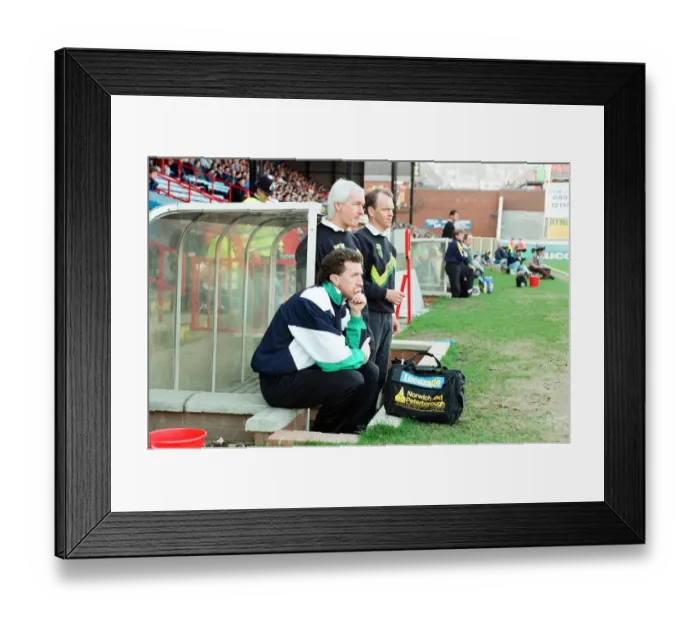 Framed Print : Wimbledon v Norwich, league match at Plough Lane, Saturday 20th March 1993 Framed Print : Wimbledon v Norwich, league match at Plough Lane, Saturday 20th March 1993